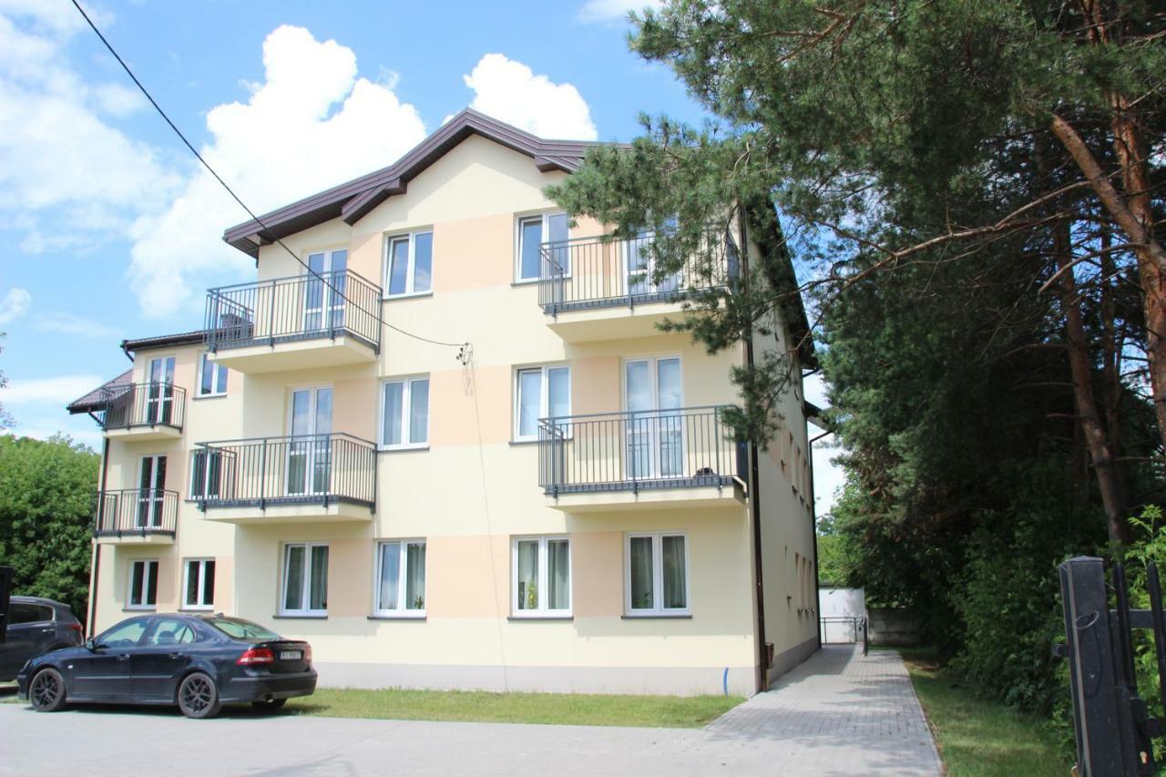 Noclegi Piastow Exteriör bild